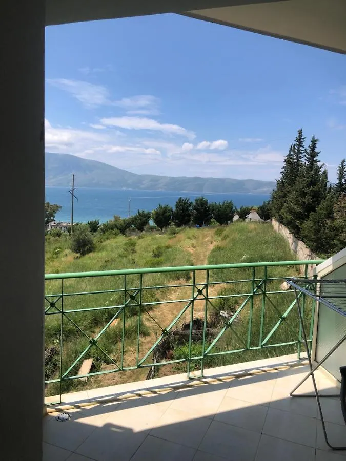 Ions Seaview Apartments Vlorë Albania