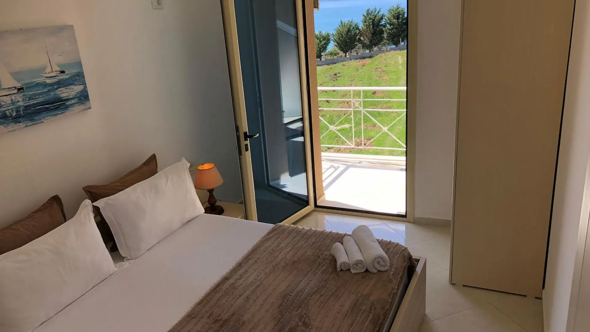 Ions Seaview Apartments Vlorë