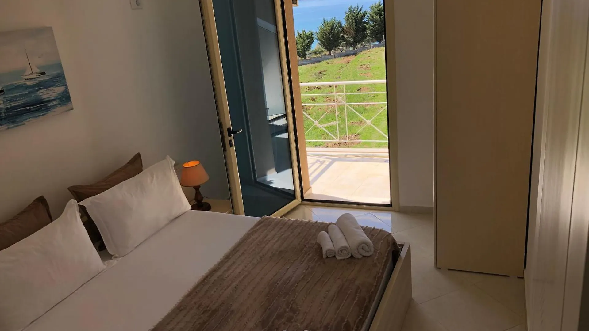 Ions Seaview Apartments Vlorë Albania
